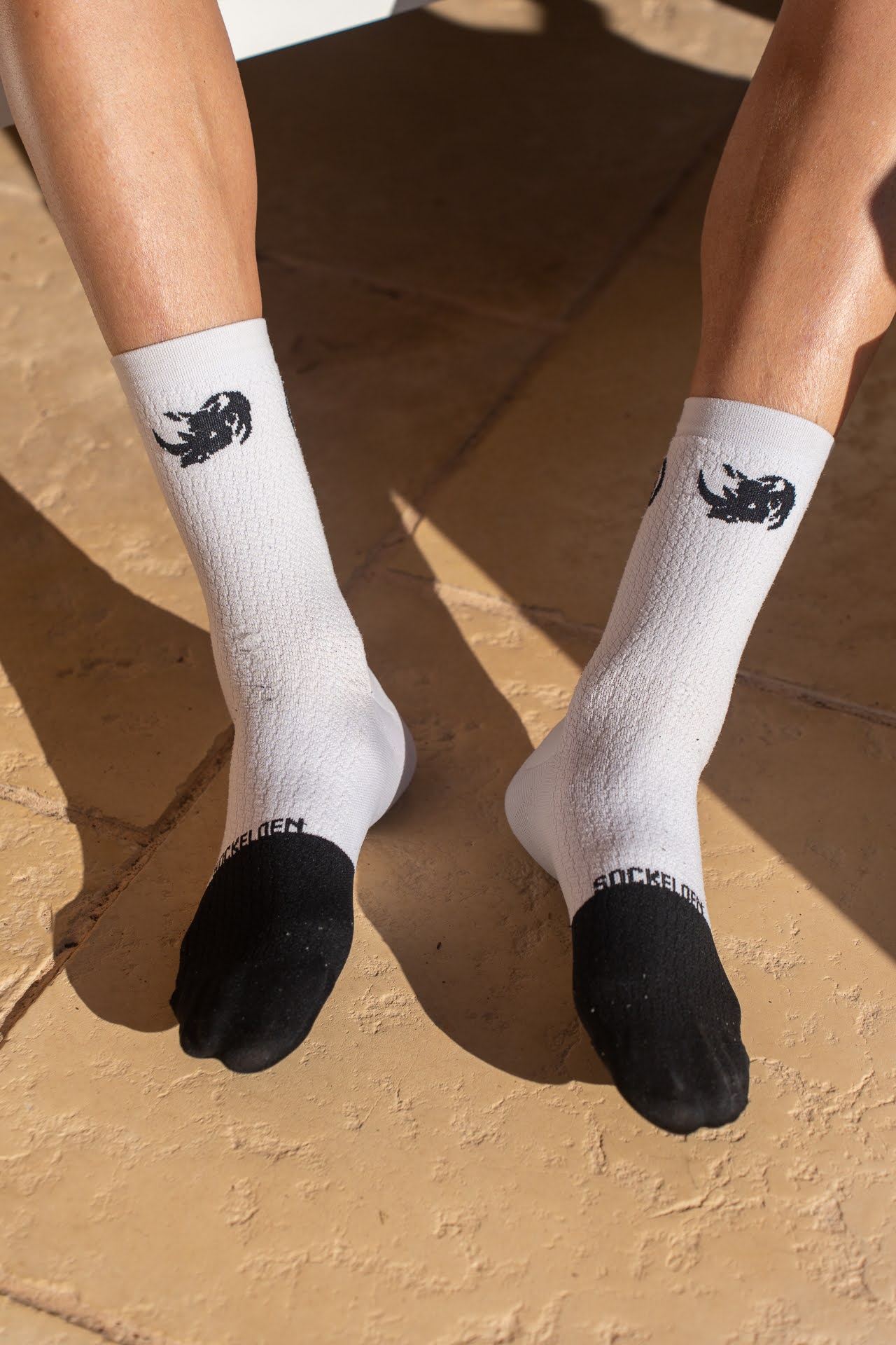 Image d'illustration principale du produit Chaussettes Team (Blanc/Noir) par LTD Coaching