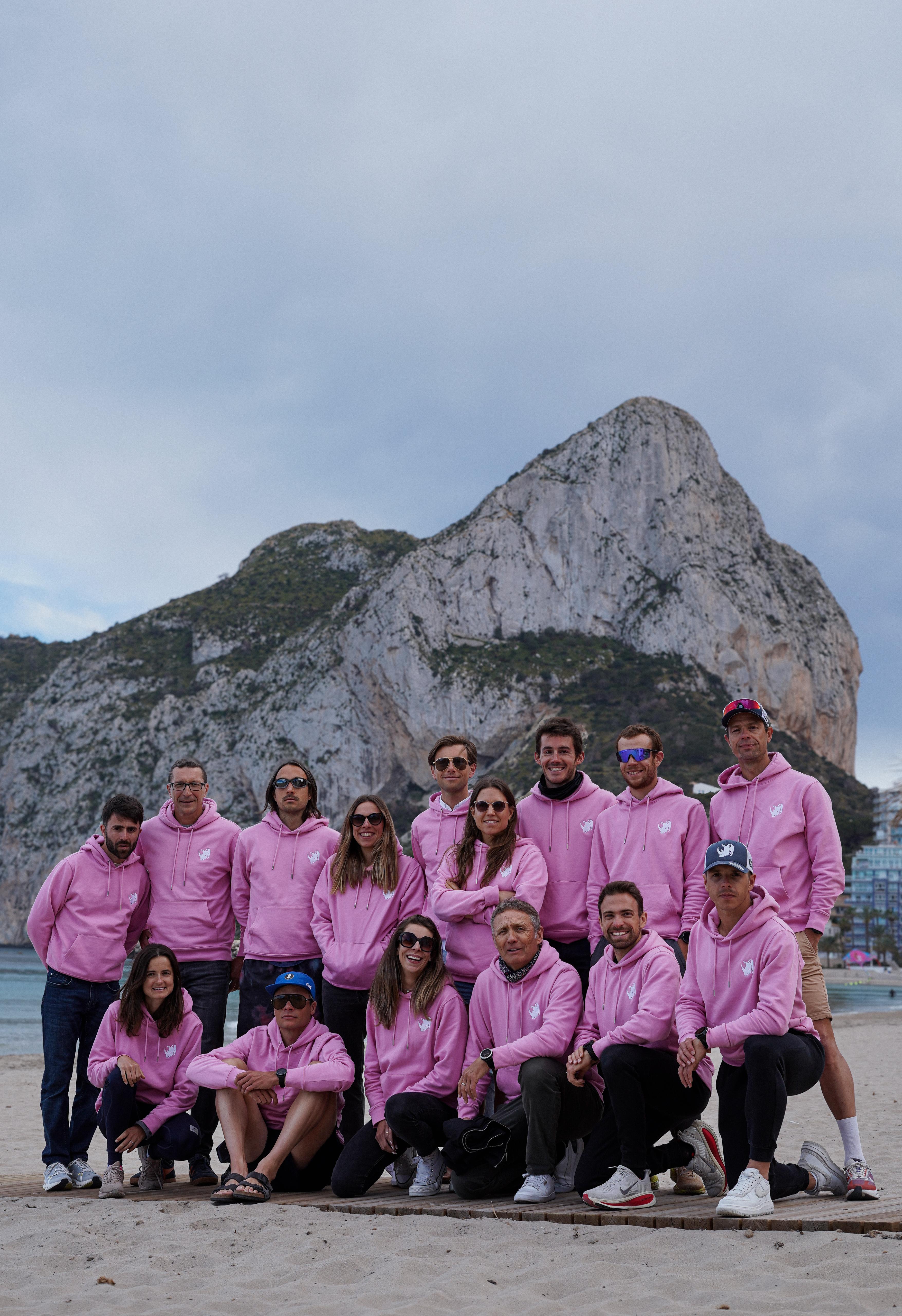 Image d'illustration principale du produit Hoodie Team (Rose) par LTD Coaching