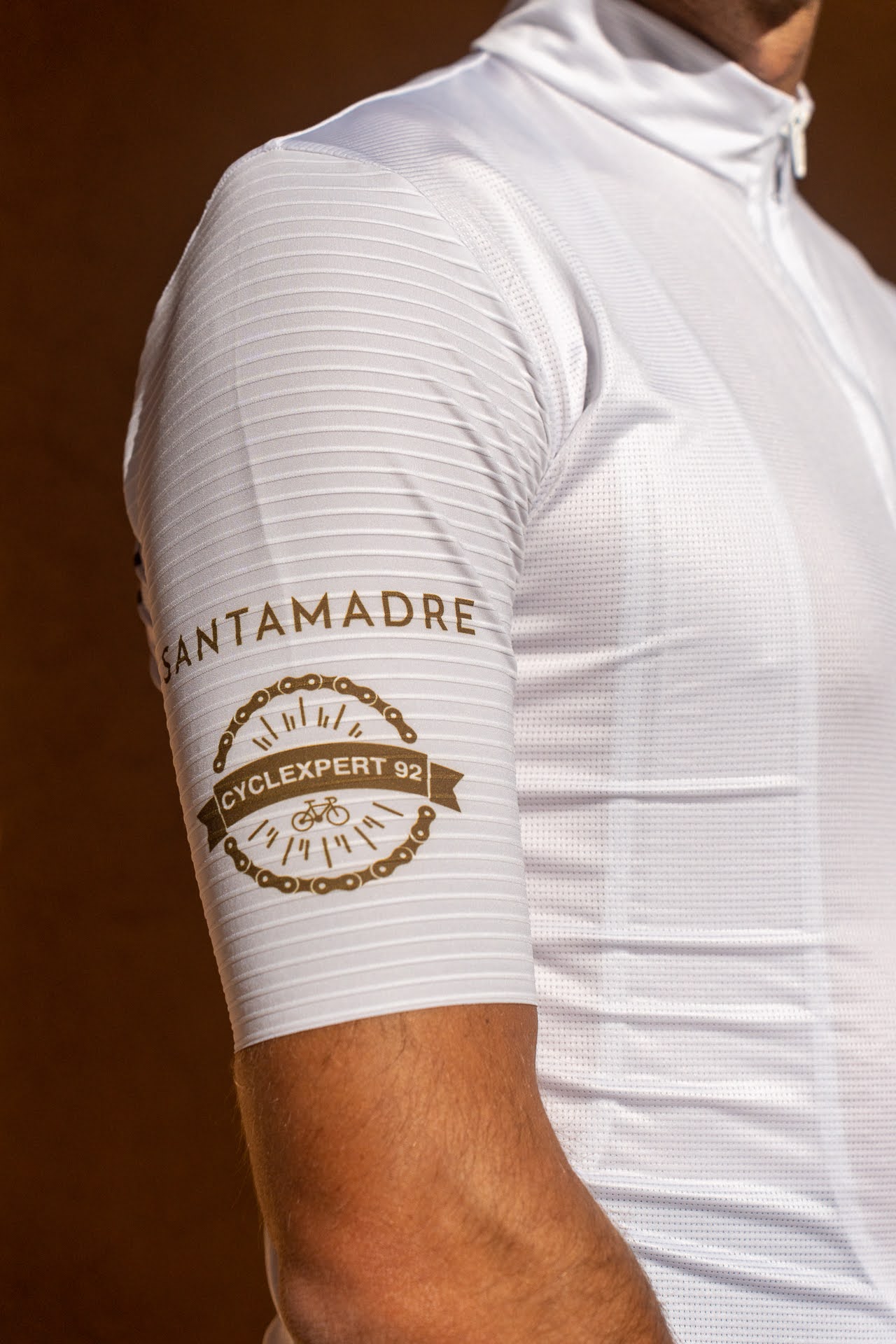 Image d'illustration principale du produit Jersey Team (Blanc/Or) par LTD Coaching