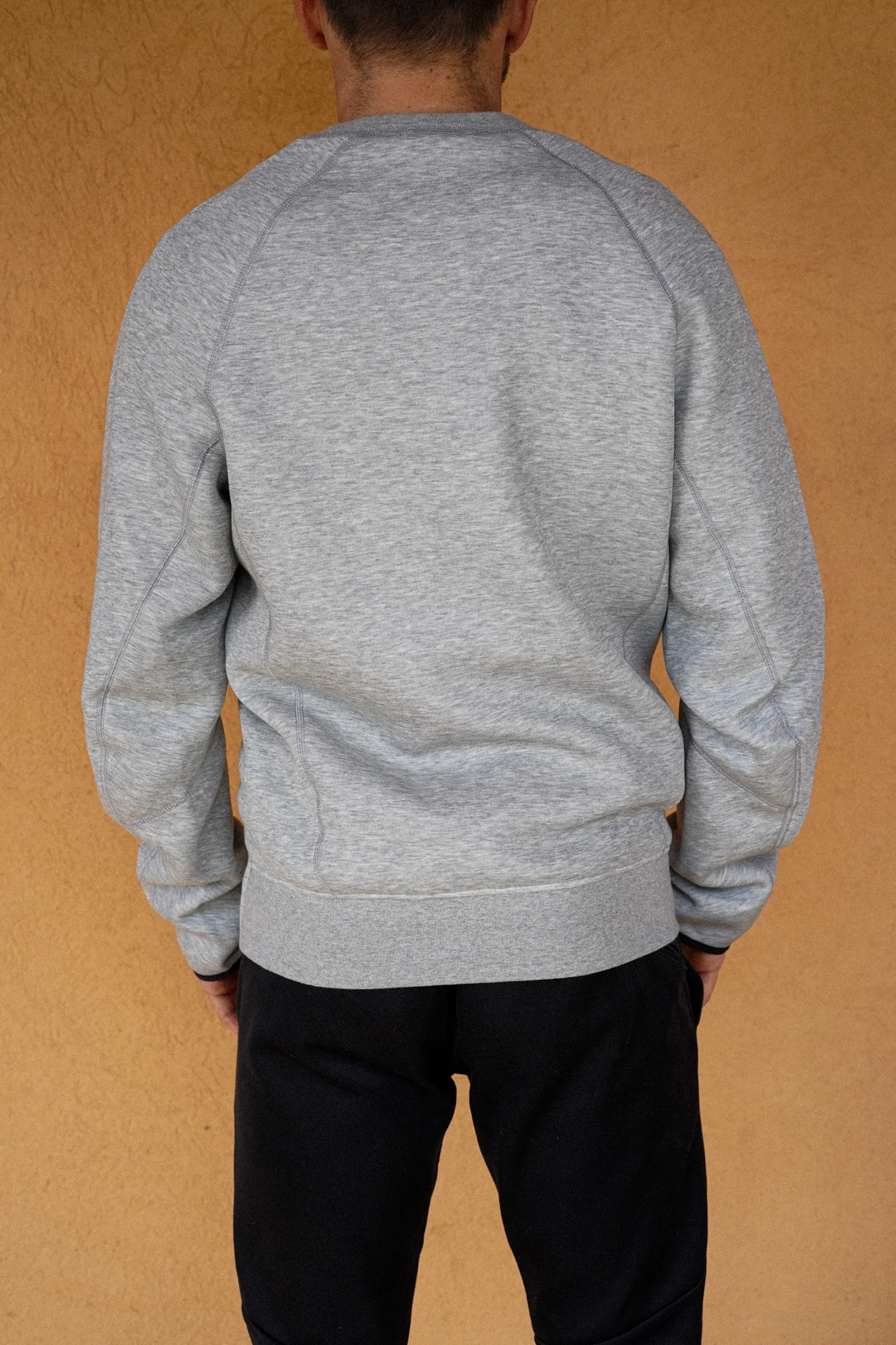 Image d'illustration principale du produit Sweatshirt (Gris) par LTD Coaching