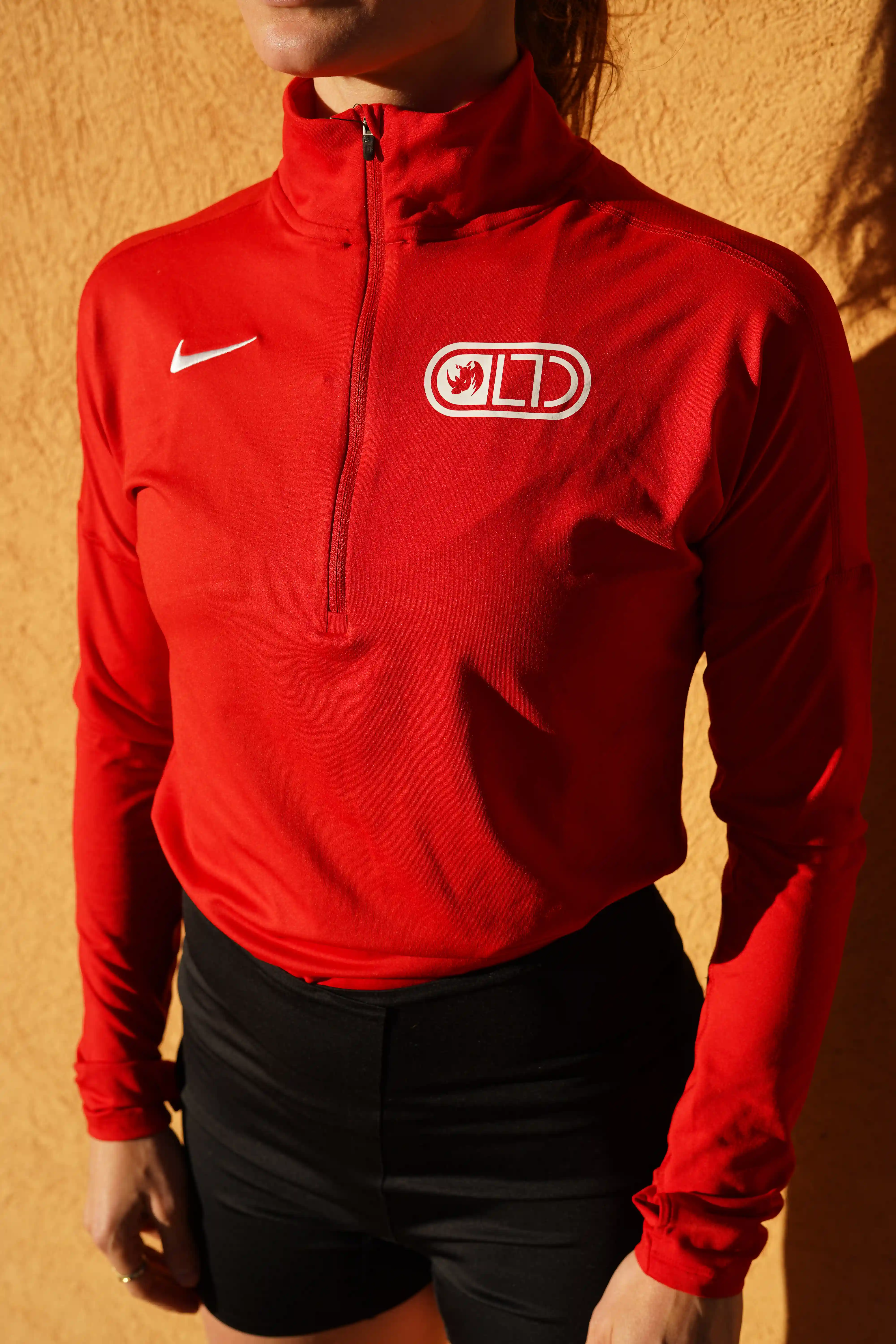 Image d'illustration principale du produit Veste Running ML (Rouge) par LTD Coaching