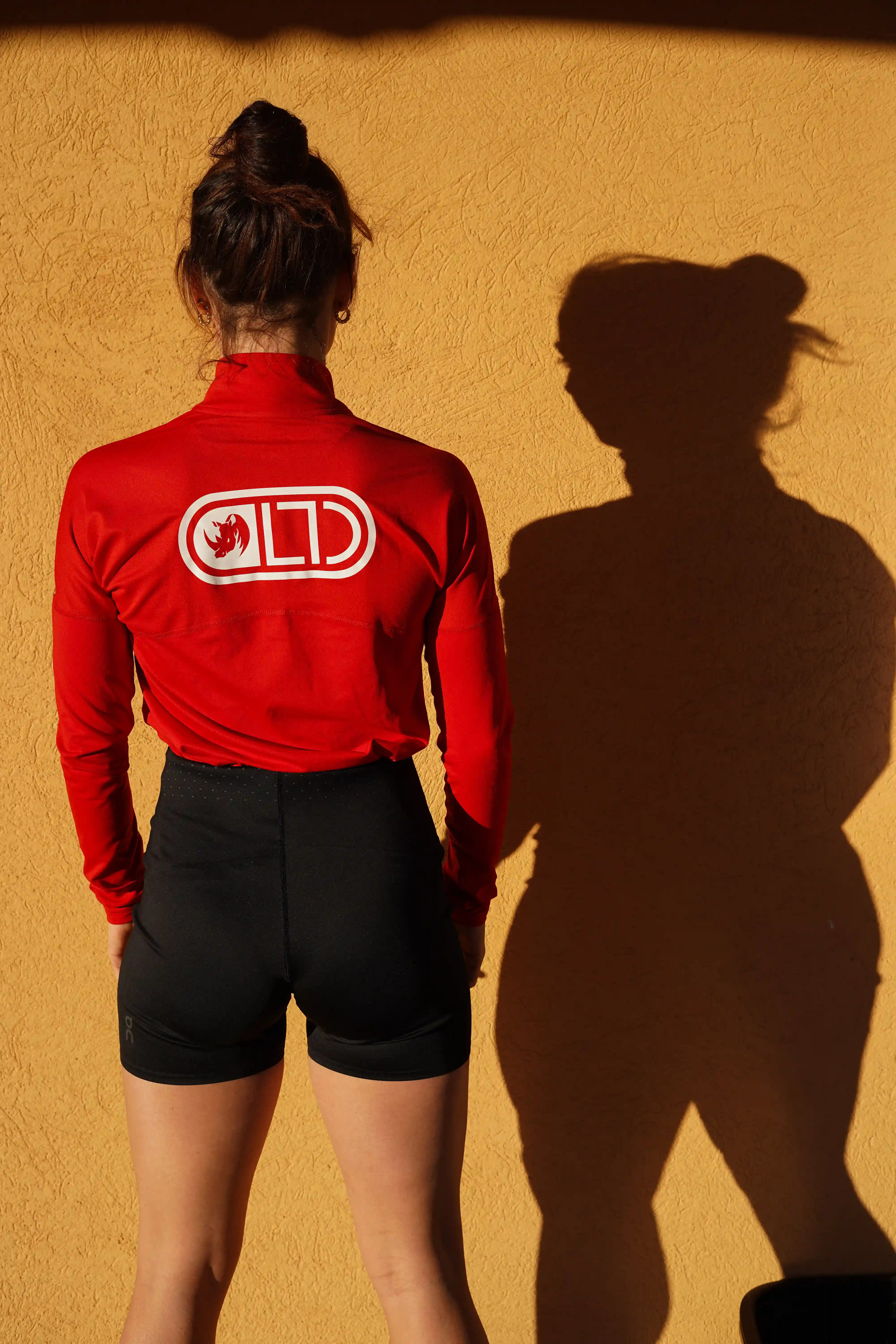 Image d'illustration principale du produit Veste Running ML (Rouge) par LTD Coaching